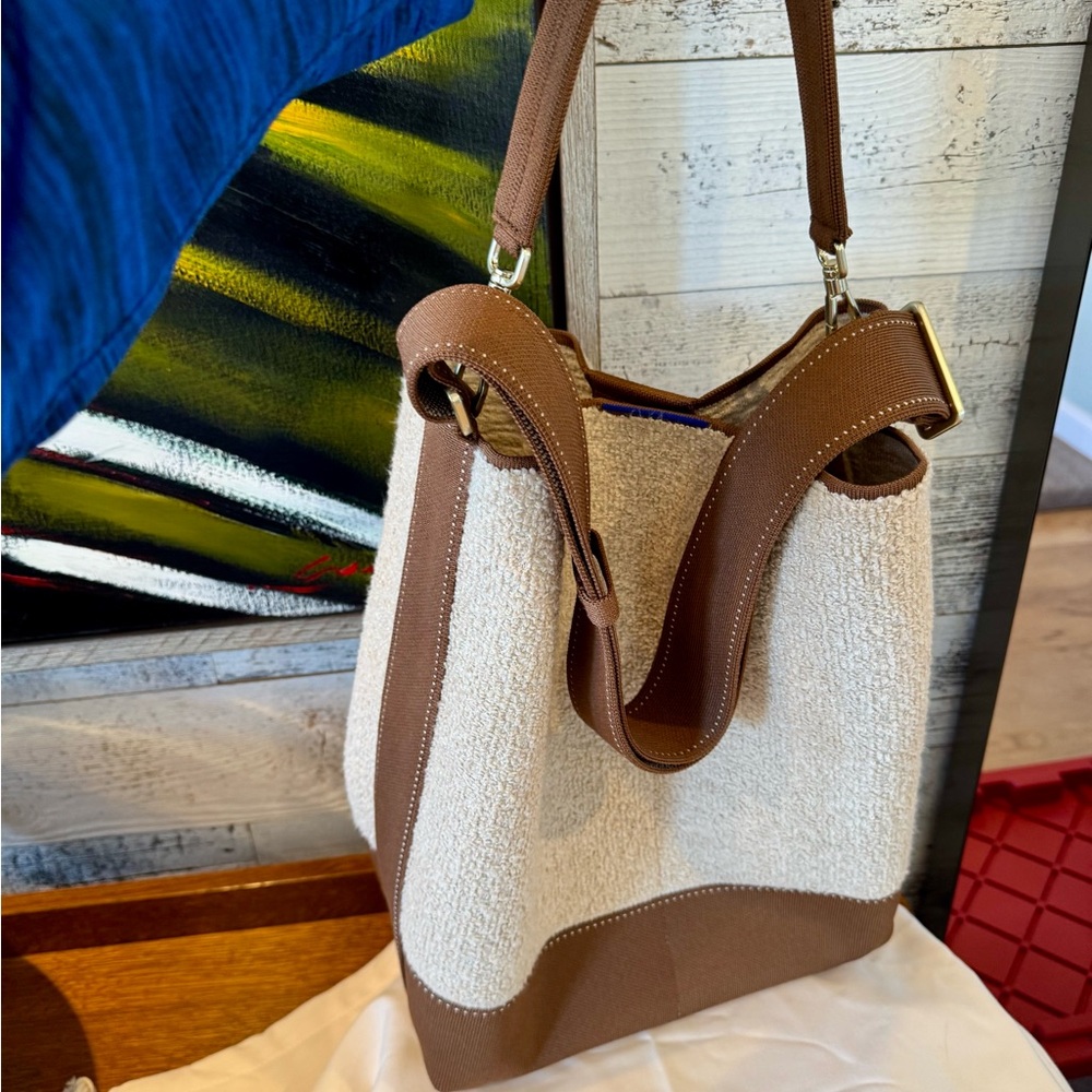 Rothy's Limited Edition Honeybun Boucle Bucket Bag!!!